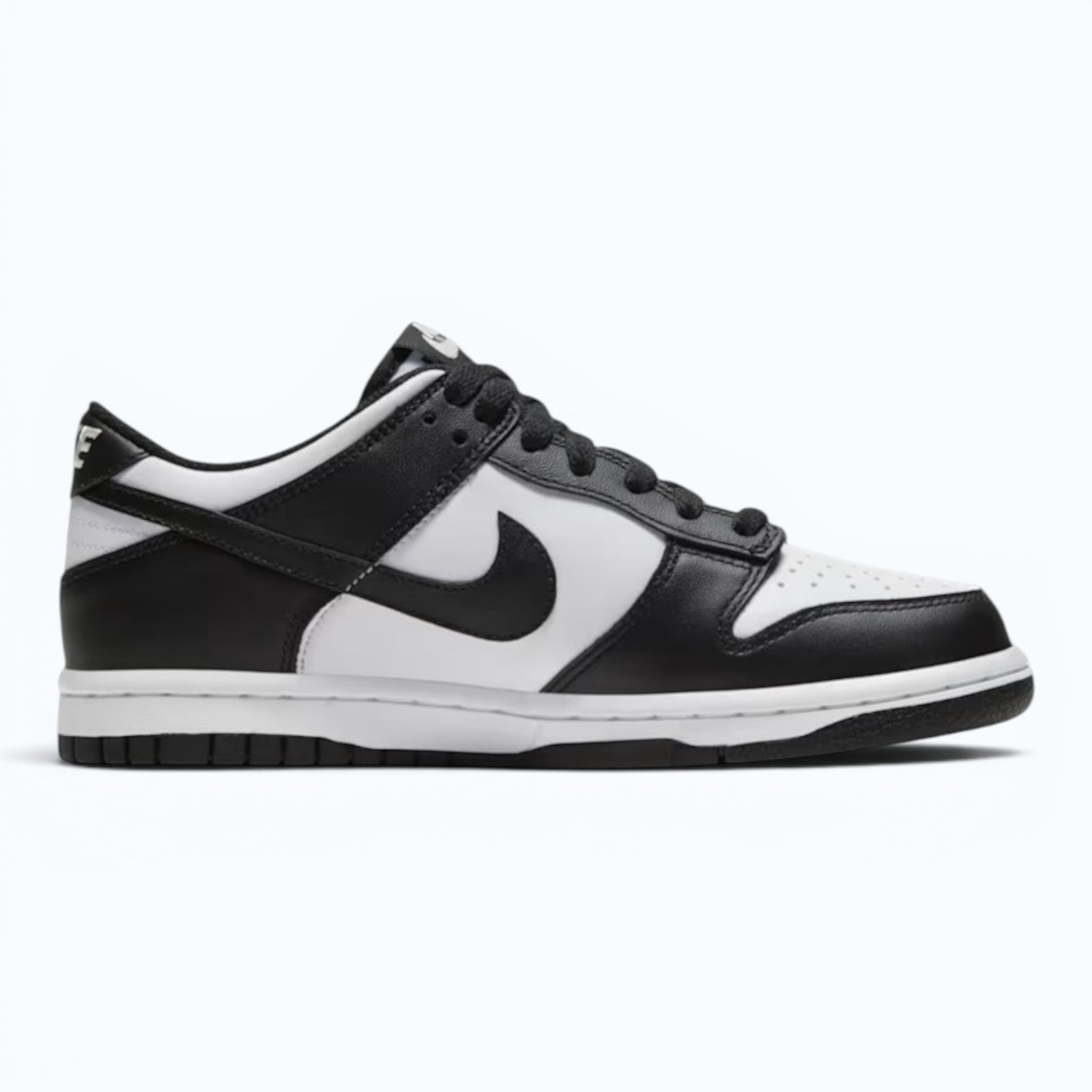 Nike Dunk Low "Panda"