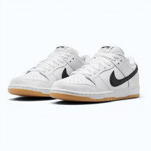 Nike SB Dunk Low "White Gum"